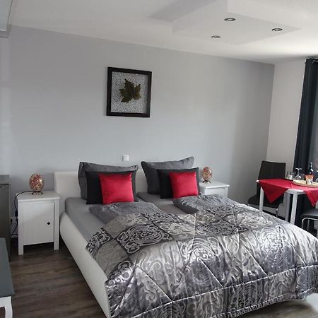 Altmuehlhotel Тройхтлинген Екстериор снимка