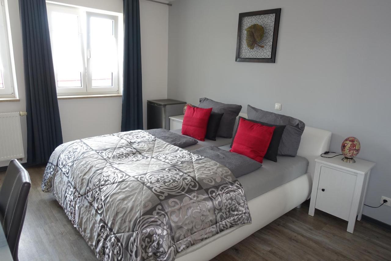Altmuehlhotel Тройхтлинген Екстериор снимка