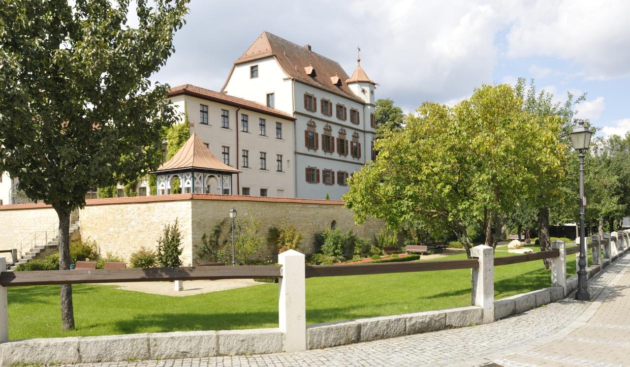 Altmuehlhotel Тройхтлинген Екстериор снимка