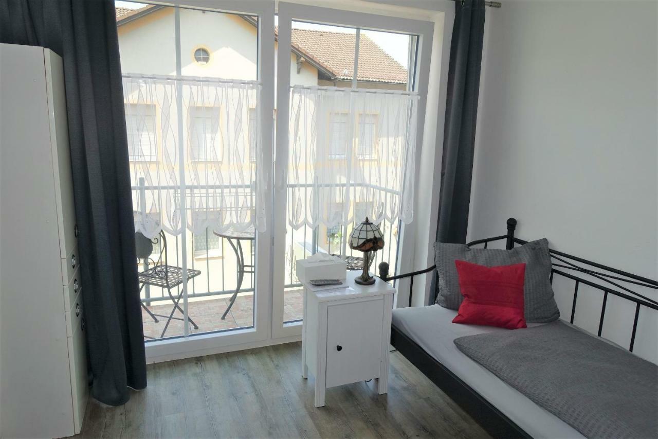 Altmuehlhotel Тройхтлинген Екстериор снимка